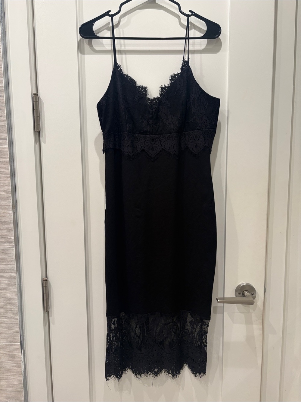 Source Unknown Black Lace-Trim Slip Dress